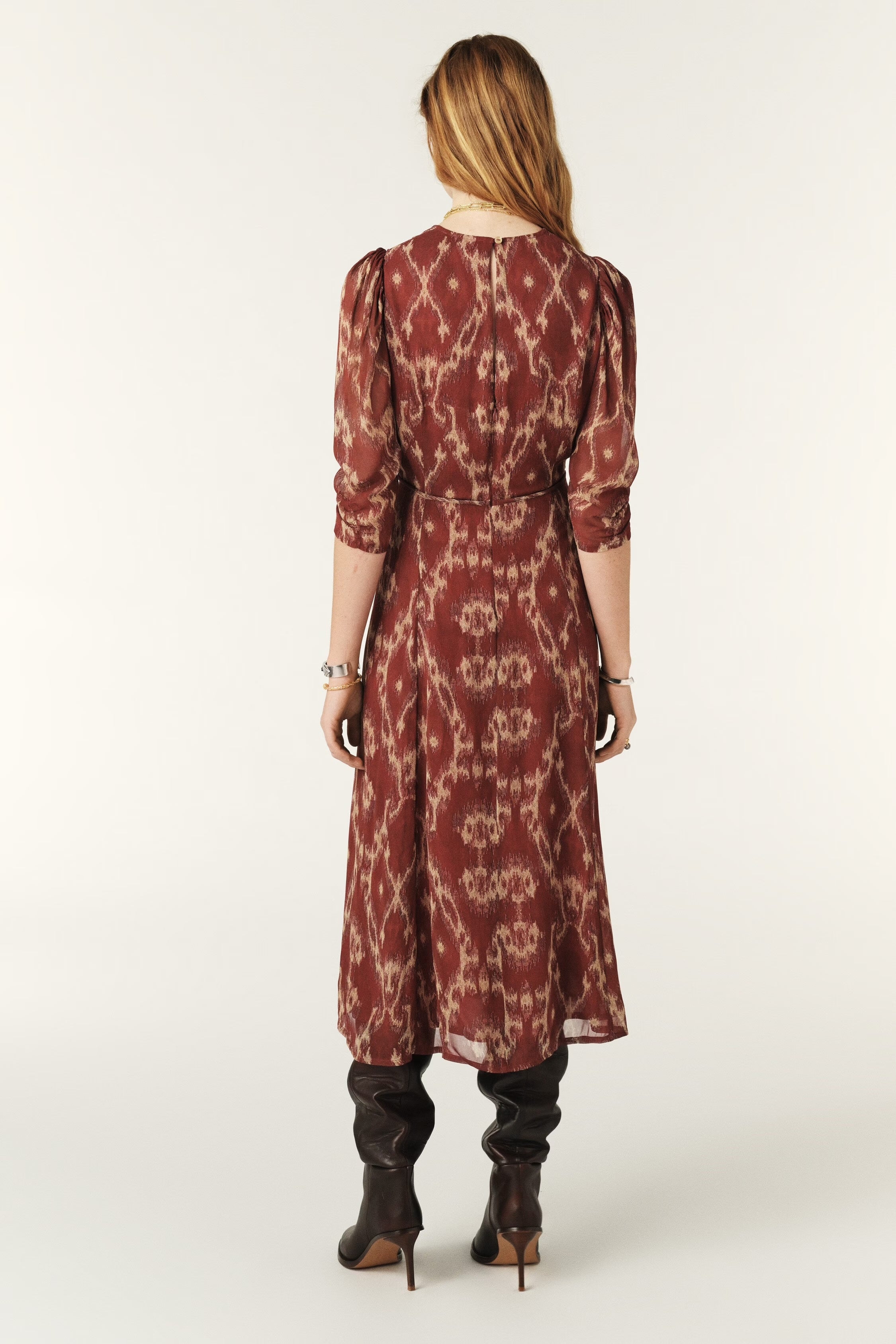 DRESS MATSA