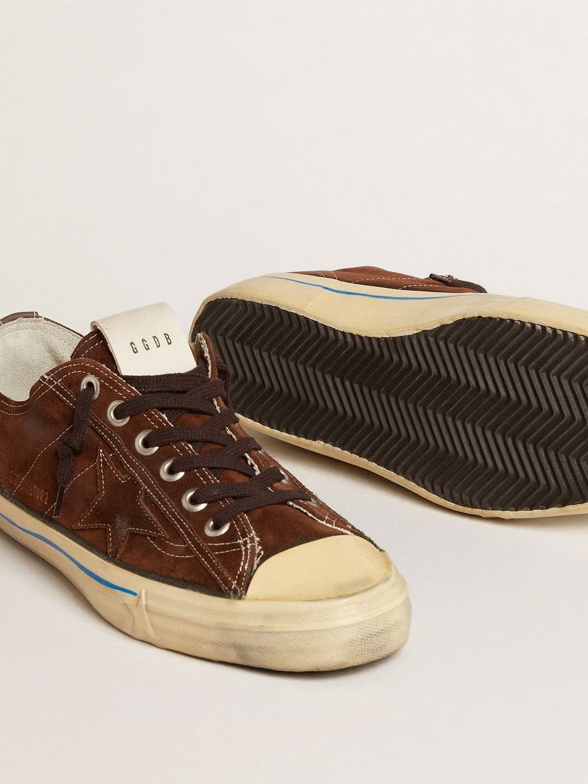 golden-v-star-2-suede-upper-and-star-leather-list
