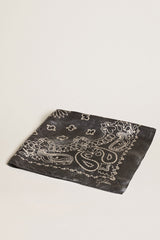 golden-golden-foulard-paisley
