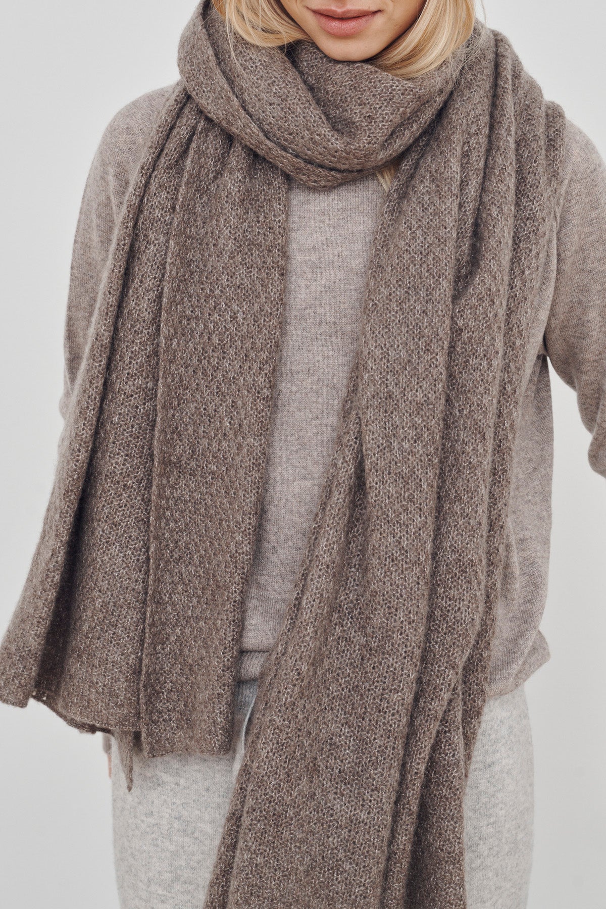 Anna Scarf