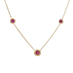 Cadena 3 Rubies, una mas grande al centro