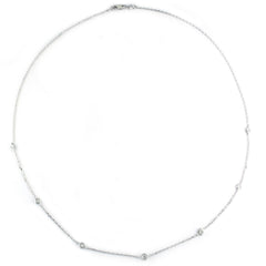 Collar plata con 7 brillantes entre medio de la cadena
