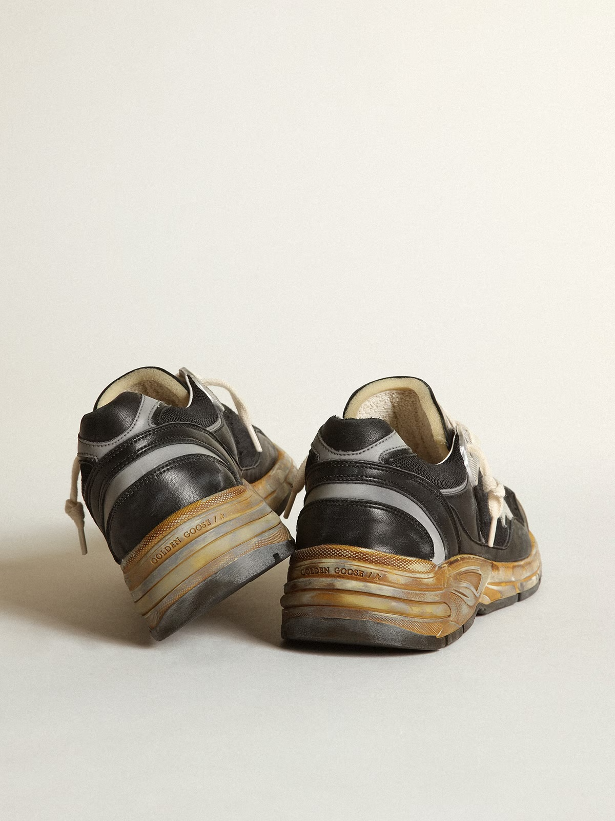 RUNNING DAD NET AND SUEDE UPPER LEATHER