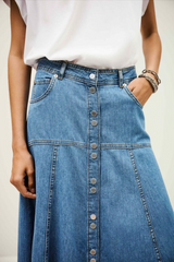 SKIRT LADDIE
