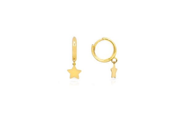 Argollitas con estrella colgando.