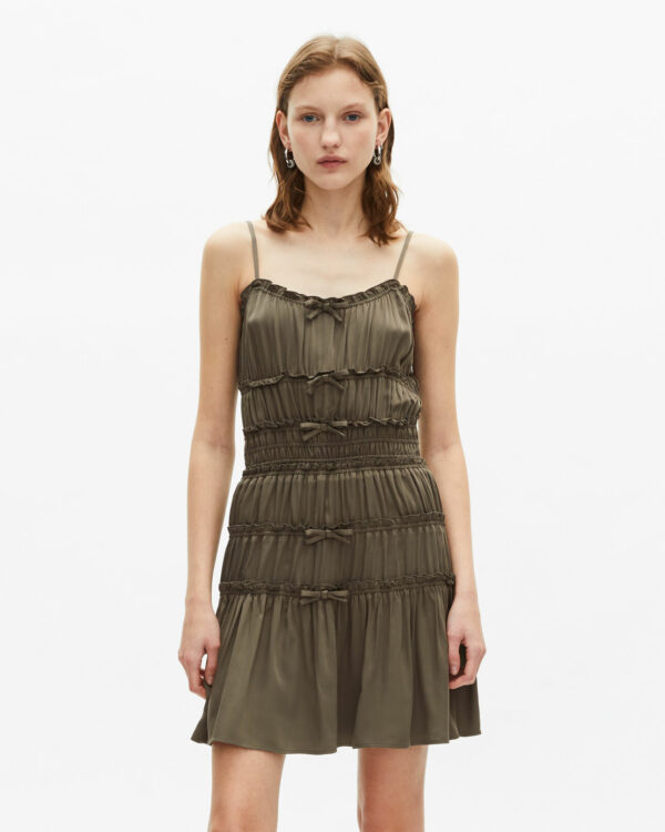ROBE COURTE A BRETELLES ET ELASTIQUES - Imagen 2
