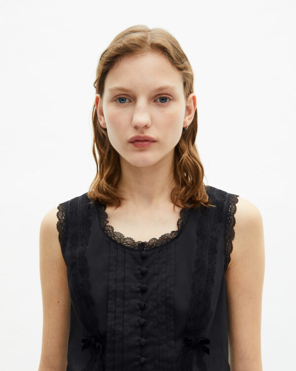 Black Lace Top - Imagen 4