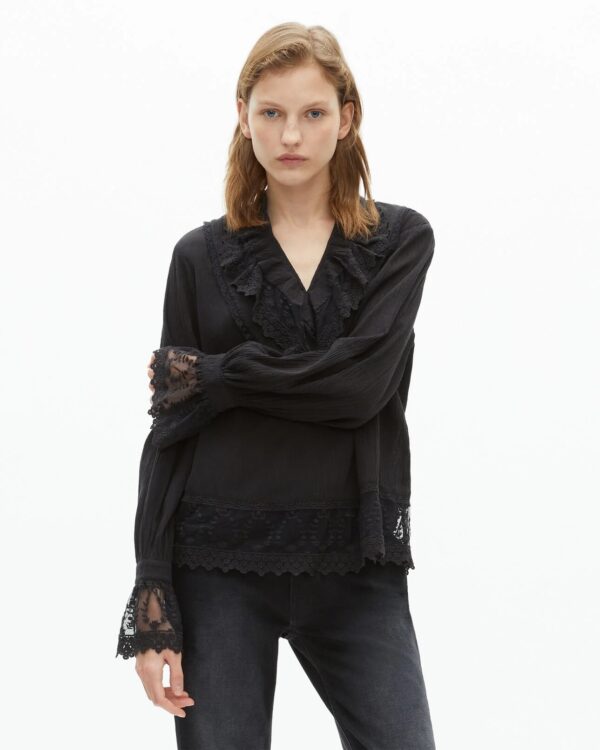 Blouse with black guipure - Imagen 3
