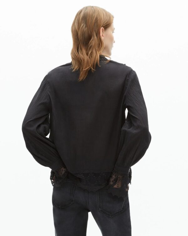 Blouse with black guipure - Imagen 4
